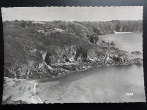 Guernsey: Saints Bay, showing Dog & Lion Rocks & Petit Port - Old RP Postcard