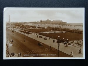 Norfolk GREAT YARMOUTH Marine Parade & Fountain c1930's RP Postcard