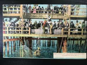 Vintage Postcard 1910 Net Haul Young's Ocean Pier Atlantic City New Jersey