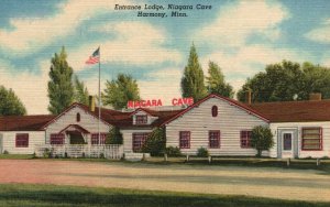 Vintage Postcard1930's View of The Entrance Lodge Niagara Cave Harmony Minnesota