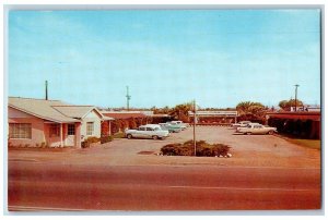 Mesa Arizona AZ Postcard Trava Leers Motor Inn Motel Cars Roadside c1950's