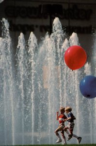 Fountain,Crown Center Square,Kansas City,MO BIN