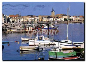 Modern Postcard Les Sables d'Olonne Vendee the fishing port and the Thatch