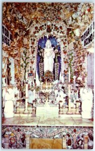 M-98236 Interior of Grotto of the Blesses Virgin Dickeyville Wisconsin USA