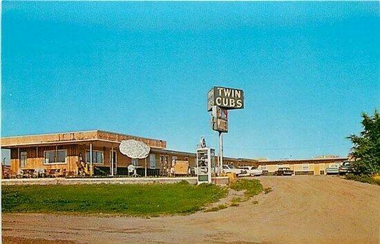 MT, Billings, Montana, Twin Cubs Motel