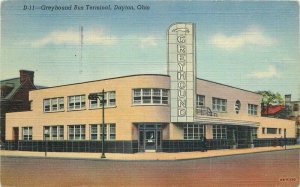 Dayton Ohio Greyhound Bus Terminal 1946 Postcard Teich linen 20-10260