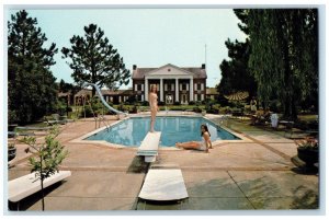 c1950's The Pool Rear View Of Quality Inn Perry Tourists Perry Georgia Postcard