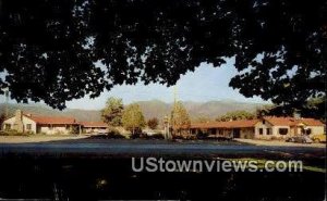 El Rancho Motel - Yreka, California CA Postcard