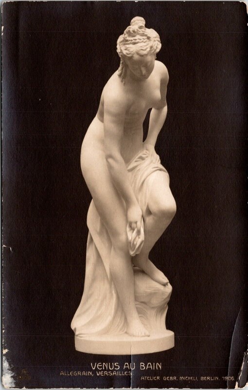 Venus Au Bain Semi Naked Woman Statue Allegrain Versailles Postcard Unused UNP 