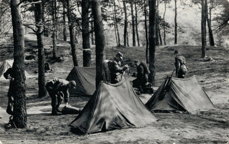 Military Dutch postcard Het bivak wordt opgeslagen RPPC 3.30