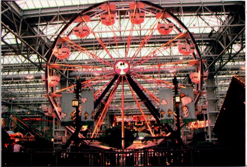 CONTINENTAL SIZE POSTCARD MALL OF AMERICA AT BLOOMINGTON MINNESOTA 2004