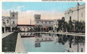 VINTAGE POSTCARD PANAMA CALIFORNIA EXPO 1915 REFLECTIONS IN LARGE LAGOON