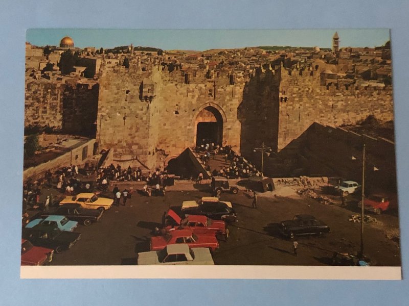 Vintage Jerusalem – Damascus Gate with vintage cars