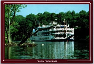 VINTAGE CONTINENTAL SIZE POSTCARD THE GENERAL JACKSON RIVERBOAT AT OPRYLAND USA