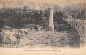 B105933 Austria Vienne La Voie Romaine au Jardin de Ville