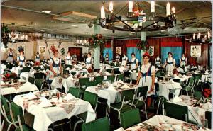 FRANKENMUTH, MI Michigan BAVARIAN INN Costumed WAITRESSES 1976 Roadside Postcard