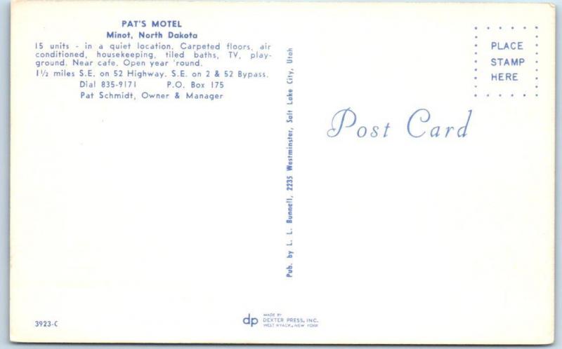 MINOT, North Dakota  ND    Roadside  PAT'S MOTEL  ca 1960s  Postcard