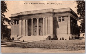 P. E. O. Memorial Library Mt. Pleasant Iowa IA Front Building Postcard