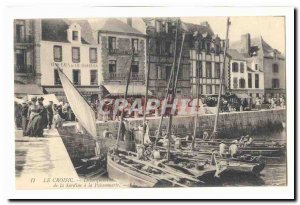 Le Croisic Old Postcard Unloading sardines has the fish