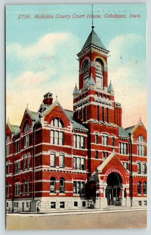 Oskaloosa Iowa~Mahaska County Court House~Close Up~Clock Tower~Little Shack~1912 