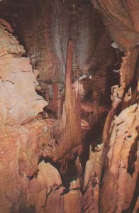 VINTAGE POSTCARD NATURAL THEATER AT MERAMEC CAVERNS STANTON MISSOURI MINT