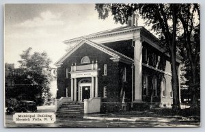 Hoosick Falls New York~Municipal Bldg St View~Fence~Georgian~1940s B&W Postcard