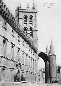 B50050 Montpelier Les tours de la cathedrale  france