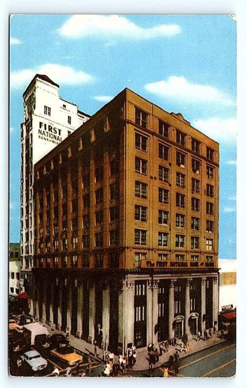 MIAMI, FL Florida ~ Street Scene  FIRST NATIONAL BANK c1950s Cars  Postcard