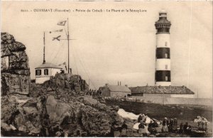 CPA Ouessant - Pointe du Creach - Le Phare et le Semaphore (1034167)