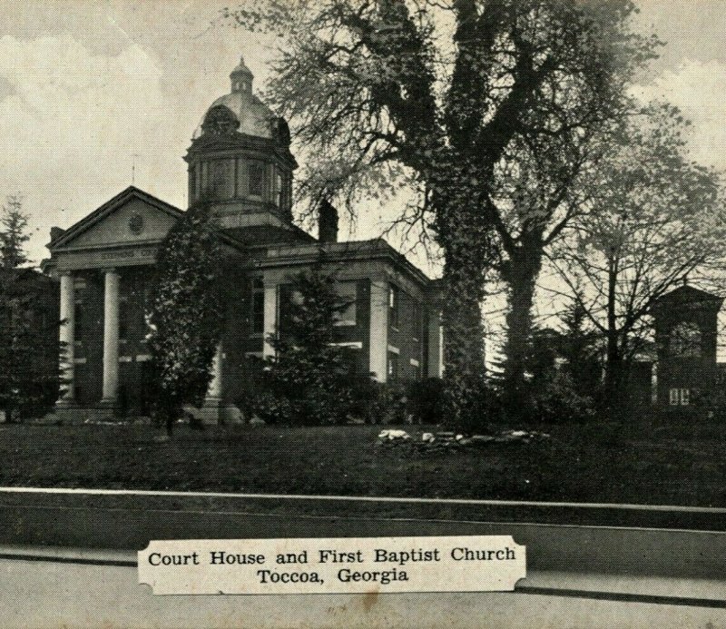 Toccoa Georgia GA Court House and First Baptist Church Vtg Dexter Press Postcard