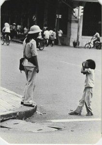 CPM Saigon - Policeman with a Boy VIETNAM (1068927)