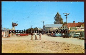 797 - SAUBLE BEACH Ontario Postcard 1960 Main Street. Restaurant. Old Cars