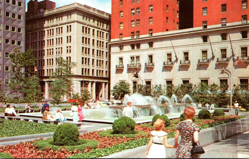 Pennsylvania Pittsburgh Mellon Square Showing Section Of Park