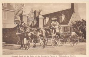 Virginia Williamsburg Colonial Coach At The Gates Of The Governor's Palace Al...