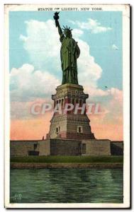 VINTAGE POSTCARD statue Off Liberty New York