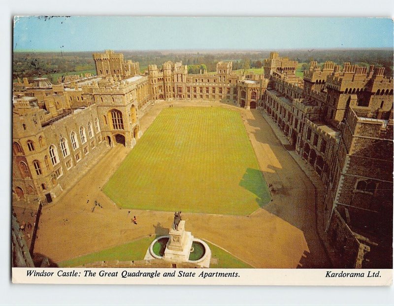 Postcard The Great Quadrangle and State Apartments, Windsor Castle, England