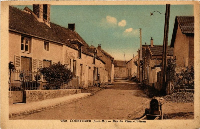 CPA Courtomer - Rue du Vieux-Chateau (292567)