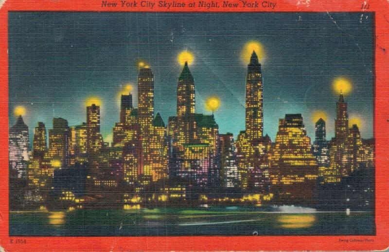 USA New York City Skyline at Night 01.73