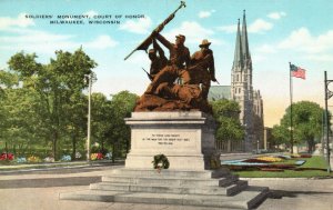 Vintage Postcard 1940's Soldiers Monument Court of Honor Milwaukee Wisconsin WI