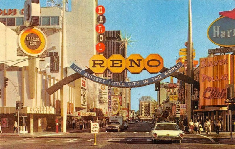 RENO, NV Nevada  STREET SCENE Night & Day Views  CASINOS~NEONS  *2* Postcards 