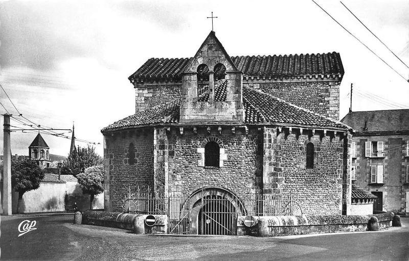 BG8196 le baptistere saint jean  poitiers france CPSM 14x9cm