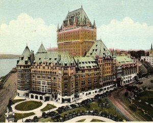 c1930 QUEBEC CANADA CHATEAU FRONTENAC RESORT HOTEL POSTCARD 43-79