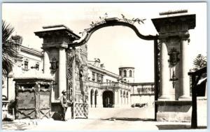 RPPC  MEXICO CITY  Entrance DEL MUSEO NACIONAL de HISTORIA  Postcard
