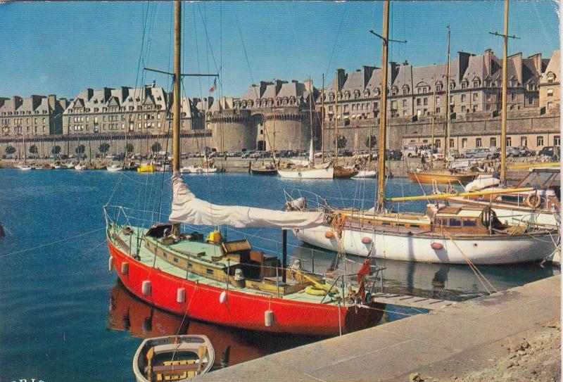 BF24819 saint malo bassin des yachts ship france front/back image