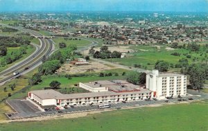 Oshawa, Ontario Canada  HOLIDAY INN  Motel & Area Bird's Eye View  1976 Postcard