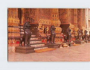 Postcard Fore court of the Chapel Royal of the Emerald Buddha Bangkok Thailand