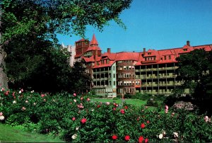 New York New Paltz Lake Mohonk Peonies In Bloom At Mohonk Mountain House