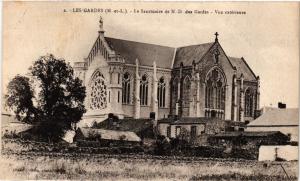 CPA LES GARDES - Le Sanctuaire de N.-D. des Gardes Vue exter (253805)