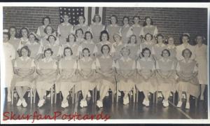 CHATTANOOGA TENNESSEE 1942 NURSE GRADUATION CLASS NURSING SCHOOL PHOTO