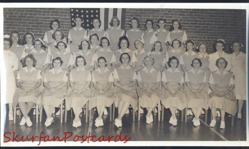 CHATTANOOGA TENNESSEE 1942 NURSE GRADUATION CLASS NURSING SCHOOL PHOTO